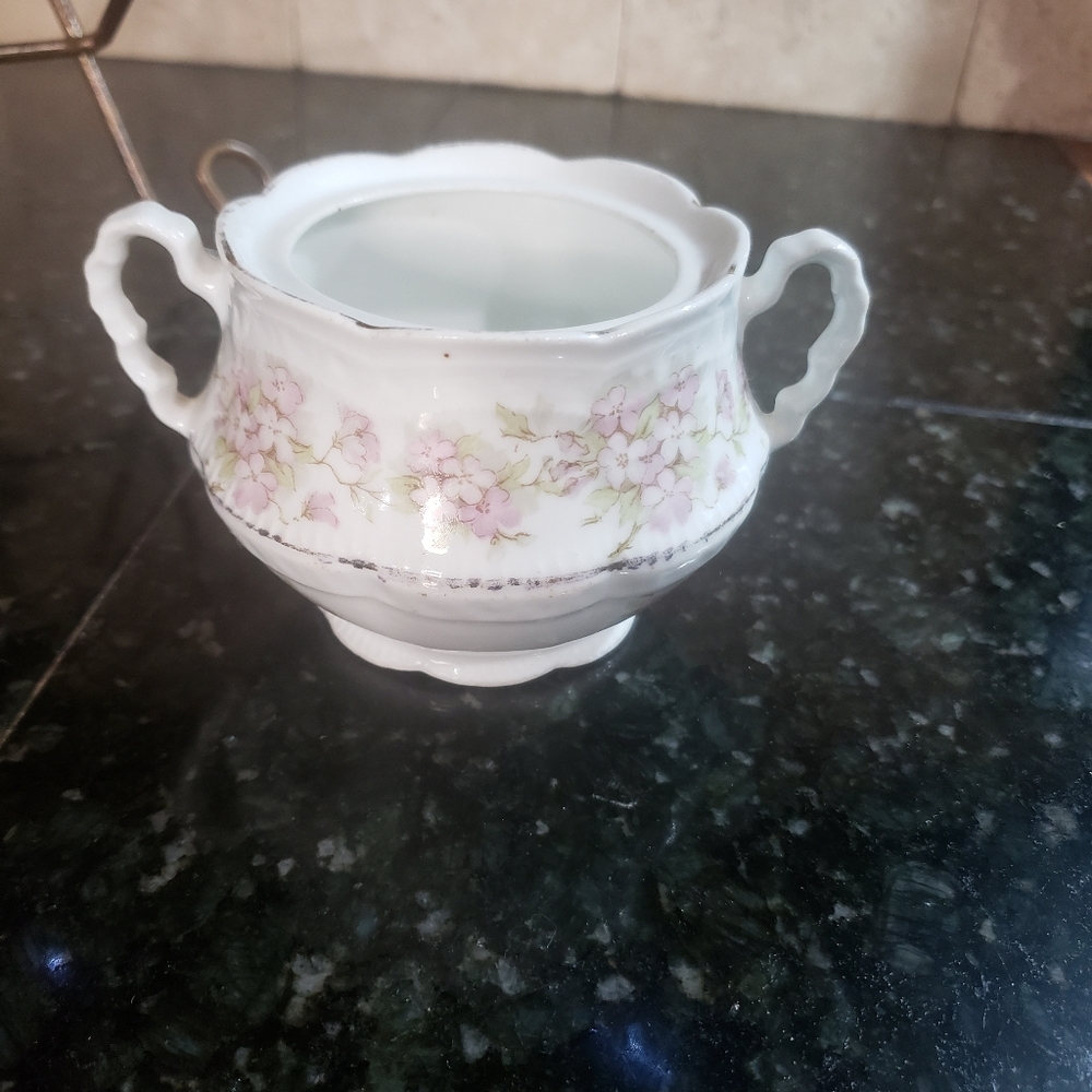 Vintage dainty sugar bowl